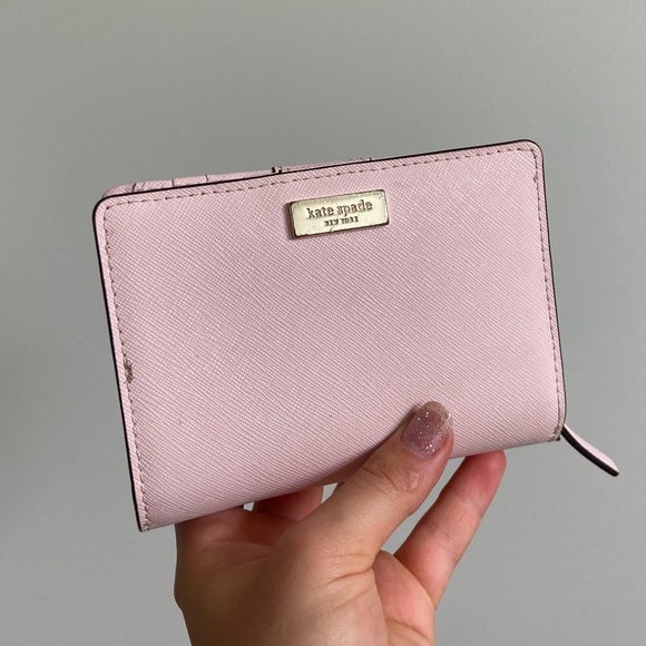 Kate spade pastel pink bifold wallet - Picture 3 of 3